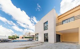 Villa Corcovada Vitoria With Private Pool